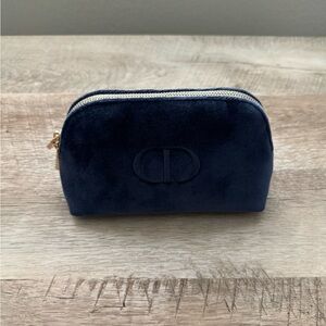 NWOT Dior Beauty make up bag - navy velvet with gold tone hardware